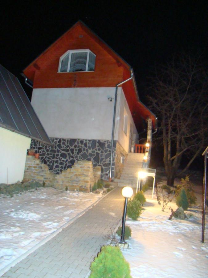 A-Privat Hotell Liptovský Mikuláš Exteriör bild